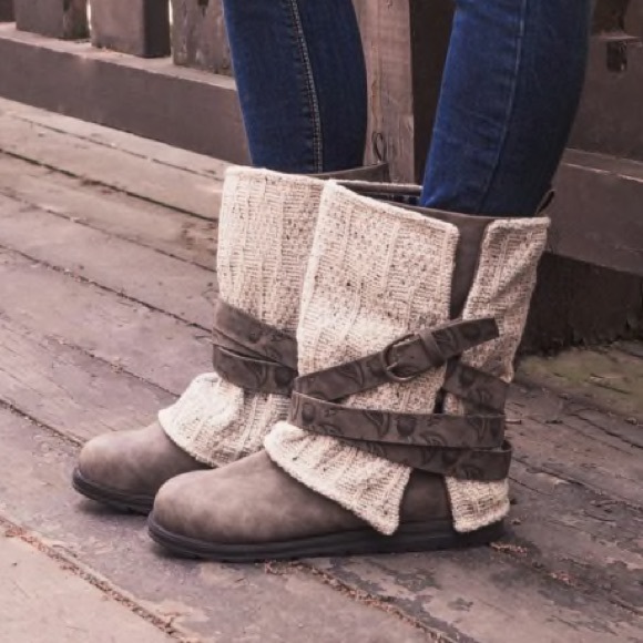 Muk Luks Nikki Knit Wrap Belt Boots - Picture 1 of 10